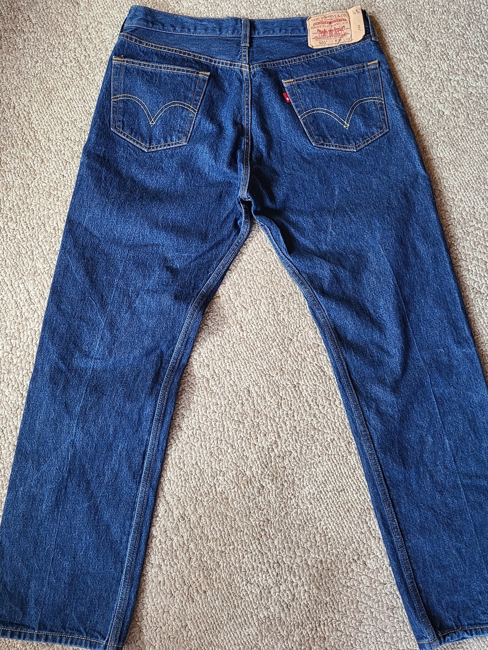 Levi's 501 jeans in a dark wash denim iconic button fly W36 L33